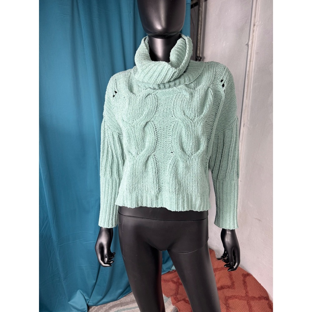Moon & Madison Chunky Cable Knit Turtleneck Sweater Mint Green XS Bell Sleeve